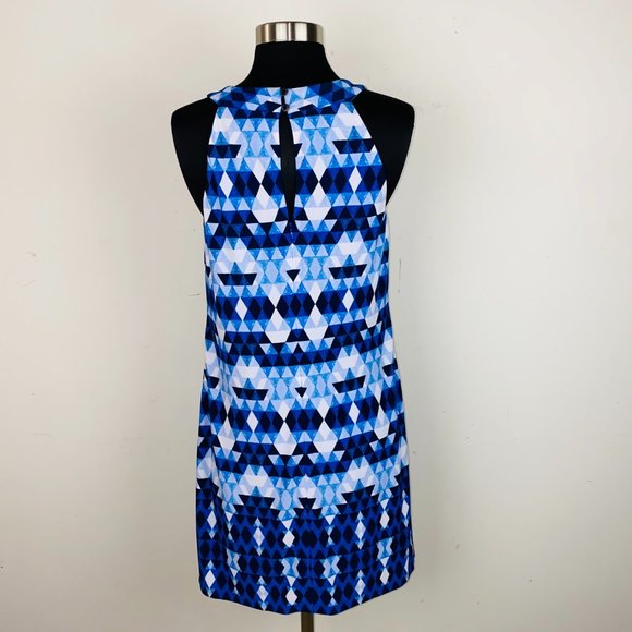 Vince Camuto Sleeveless Abstract Print Shift Dress 6 - Picture 3 of 5